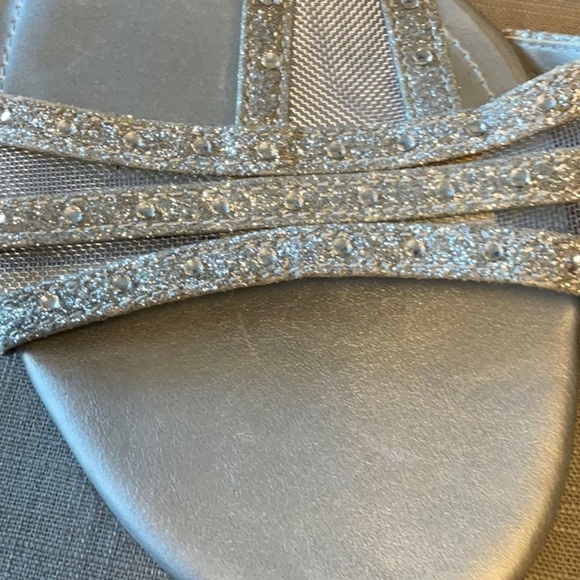 FIONI Clothing Silver Strappy Heels - Picture 8 of 8